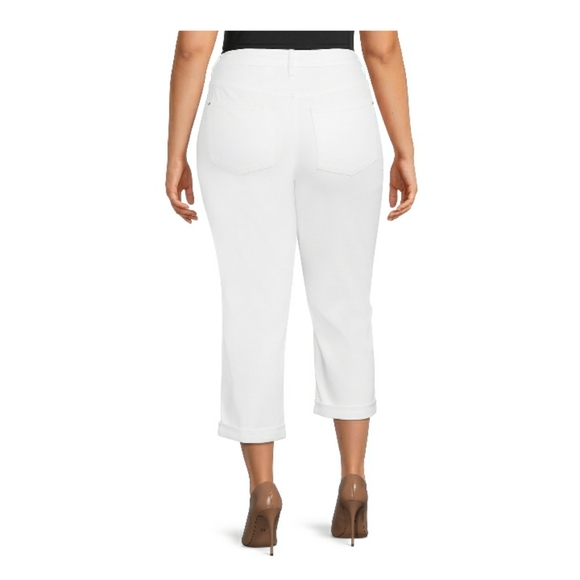 Plus size distressed boyfriend capri jeans - Picture 2 of 5